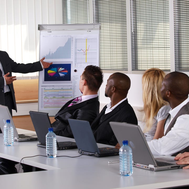 Business_English_Communication_Practice.jpg